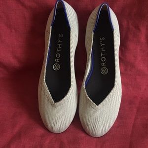 NIB Rothy’s Flax Birdseye flat. Size 9
